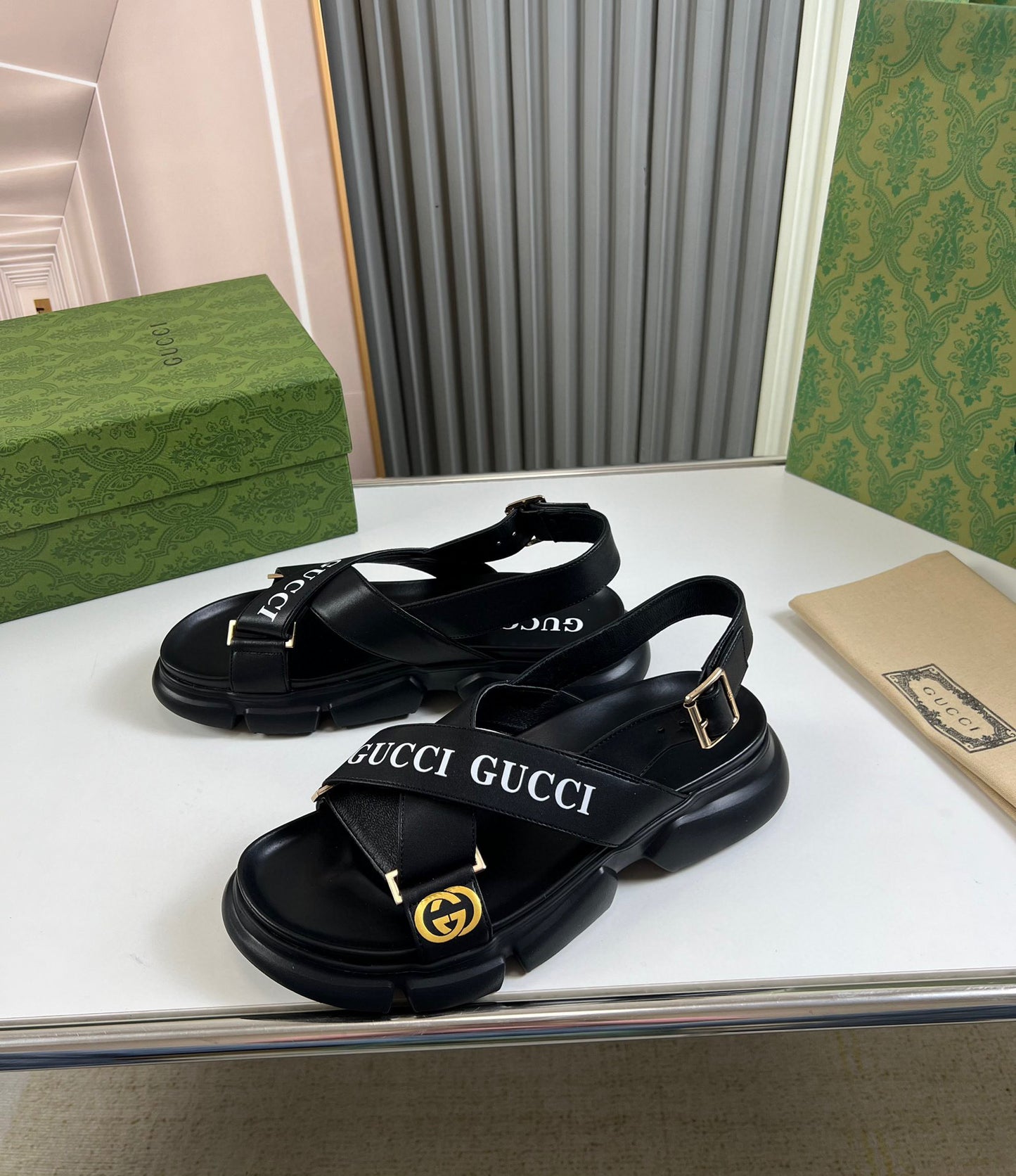 Sandalias Gucci