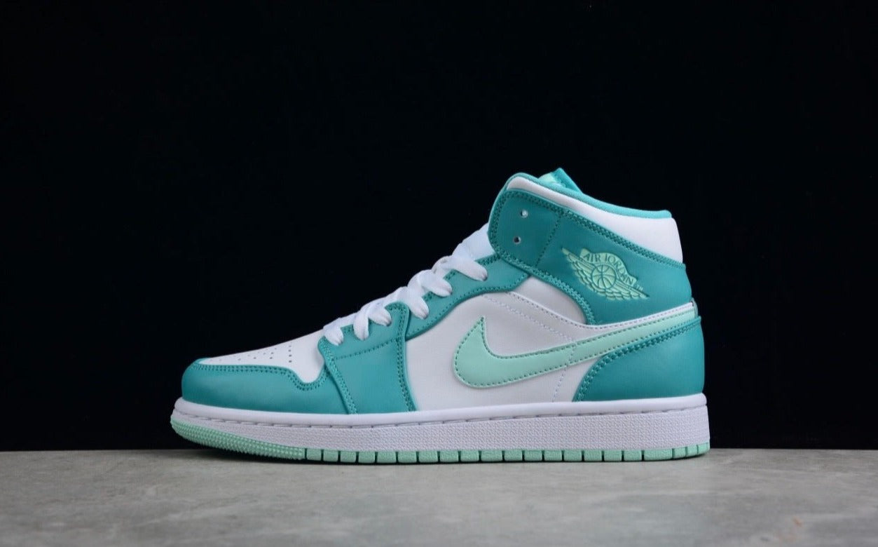 JORDAN 1 mid Marine Green